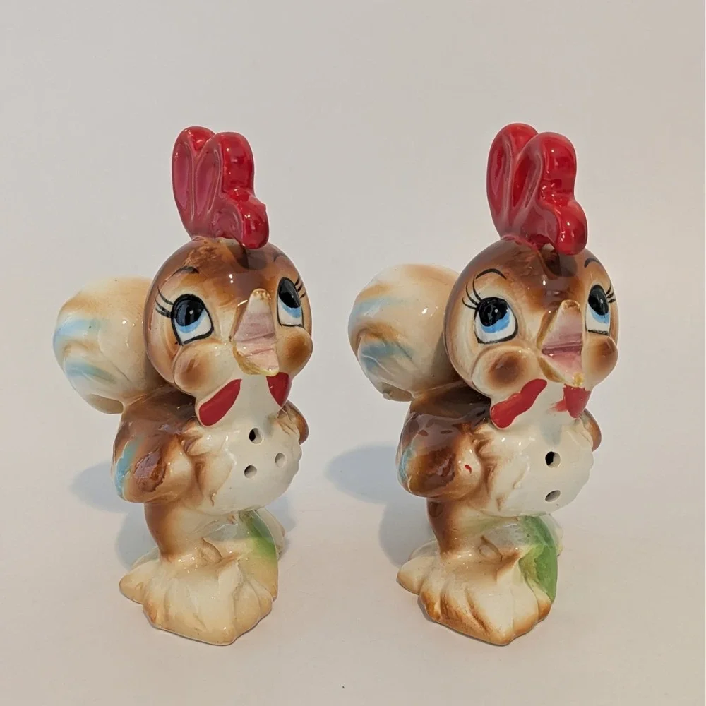Vintage Norcrest Kitschy Anthropomorphic Rooster Salt And Pepper Shakers